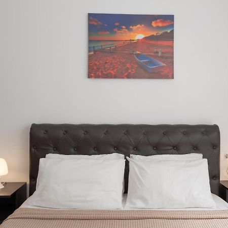 Palm House Near Heraklion Airport Ngoại thất bức ảnh